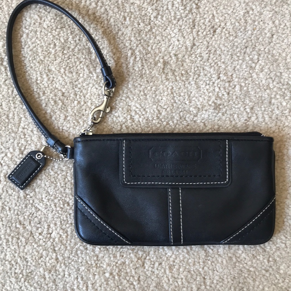Coach outlet wristlet black